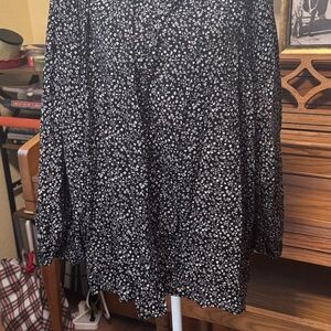 Old Navy Black and White Floral Top